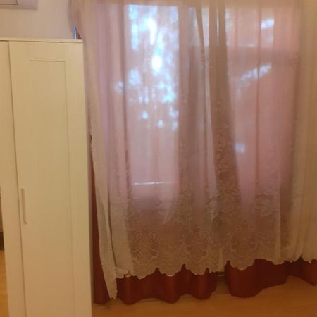 Appartamento Happy Central Bucharest Acomodation Esterno foto